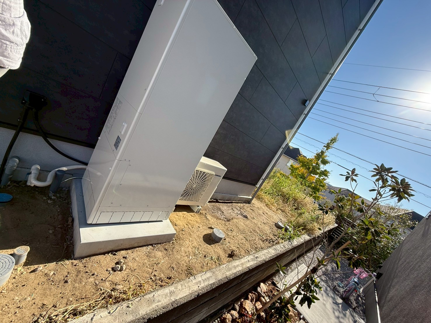 東村山市一軒家エコキュートの新設